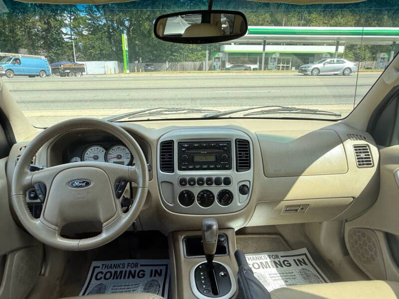 2005 Ford Escape Limited