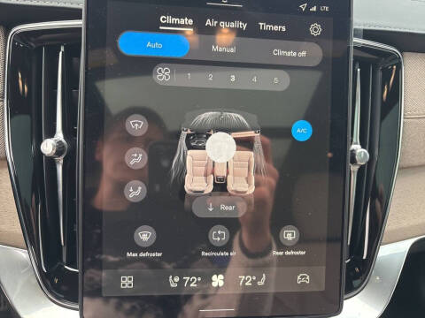 2026 Volvo XC90 B6 Plus 7P