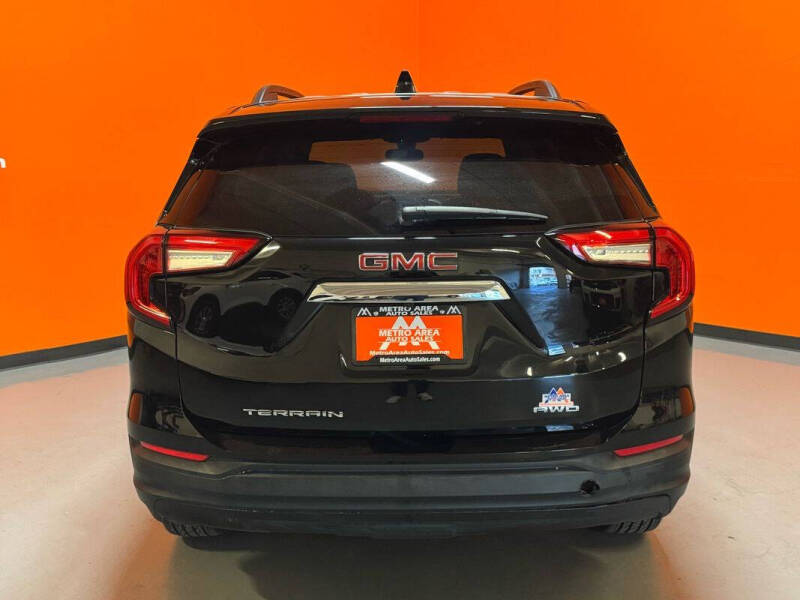 2023 GMC Terrain SLE