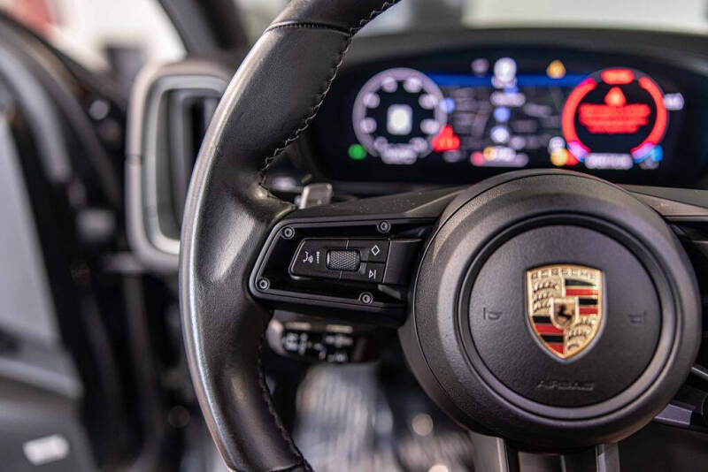 2024 Porsche Cayenne Coupe
