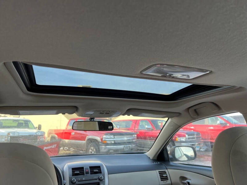 2011 Toyota Corolla LE