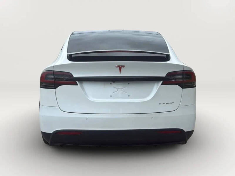 2019 Tesla Model X Standard Range