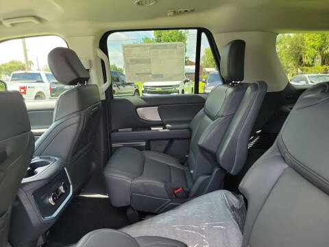 2027 Ford Expedition Active