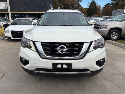 2018 Nissan Pathfinder SV