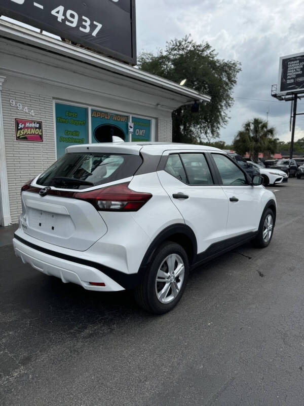 2024 Nissan Kicks S