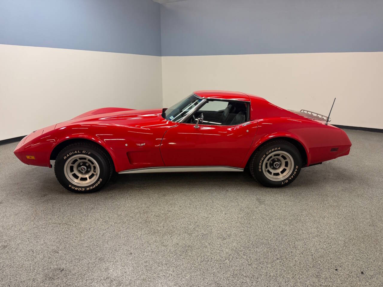 1977 Chevrolet Corvette 3
