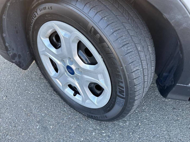 2017 Ford Escape S