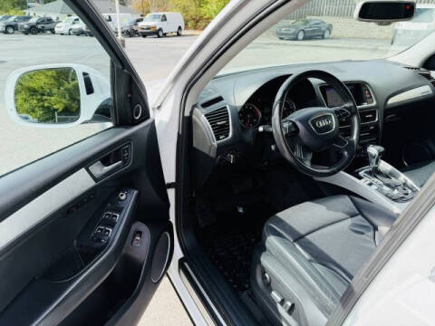 2017 Audi Q5 2.0T quattro Premium Plus