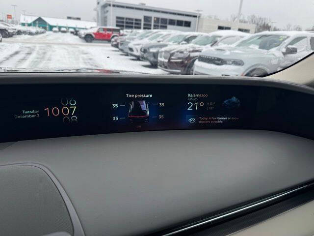 2024 Lincoln Nautilus Hybrid Premiere