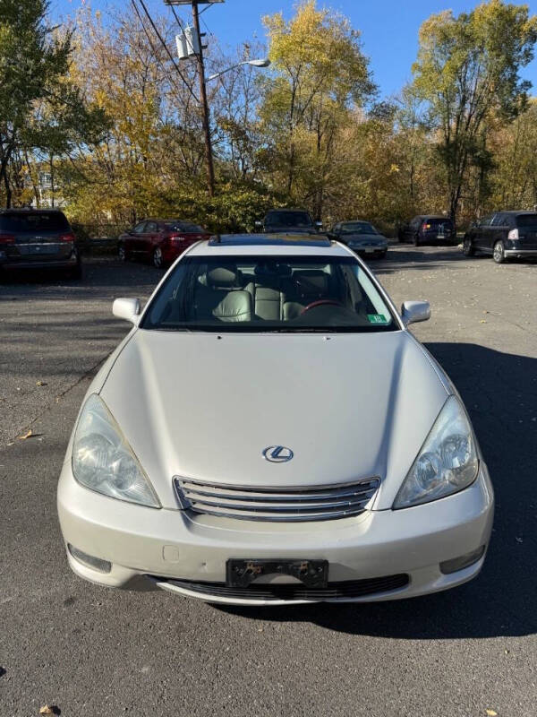 2004 Lexus ES 330