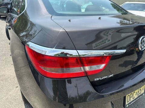 2012 Buick Verano Leather Group