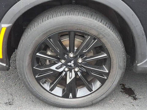 2023 Mitsubishi Eclipse Cross LE