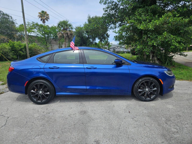 2015 Chrysler 200 S