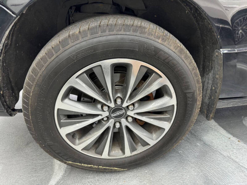 2017 Lincoln Navigator L Select