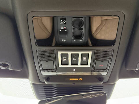 2026 Land Rover Discovery P360 Limited Edition