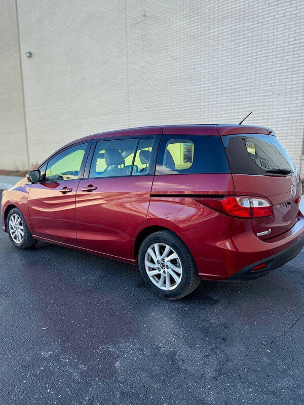 2015 Mazda MAZDA5 Sport