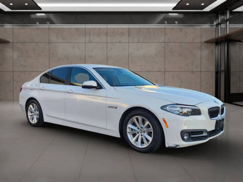 2016 BMW 5 Series 528i