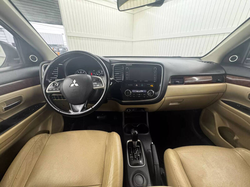 2014 Mitsubishi Outlander SE