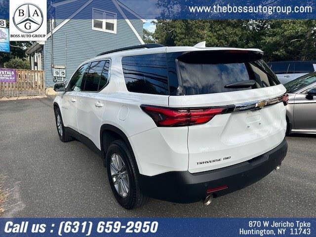 2023 Chevrolet Traverse LT Leather