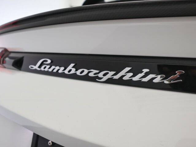 2022 Lamborghini Urus