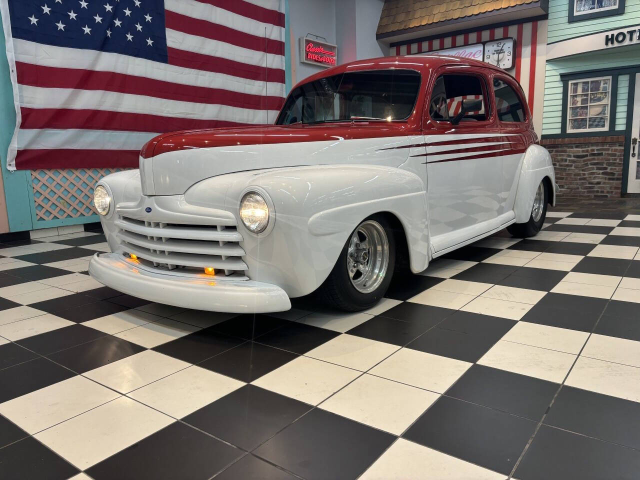 1946 Ford Tudor 1