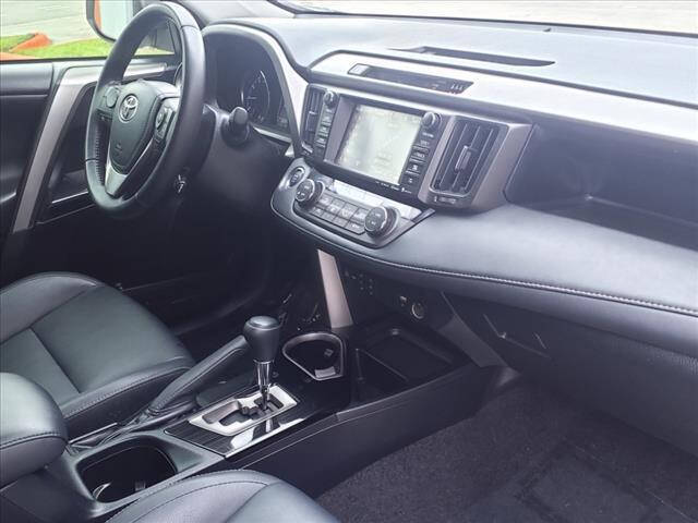 2018 TOYOTA RAV4 SUV / Crossover - $20,197