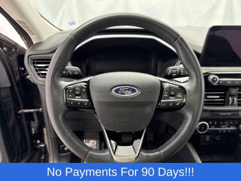 2022 Ford Escape Titanium