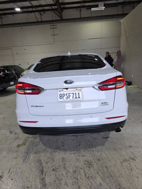 2019 Ford Fusion SEL