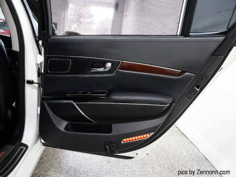2015 Kia K900 Luxury