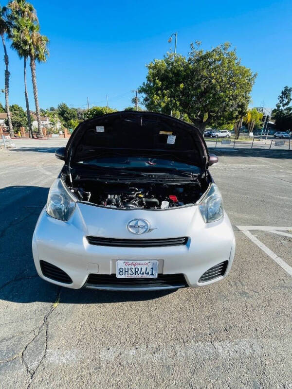 2014 Scion iQ 10 Series