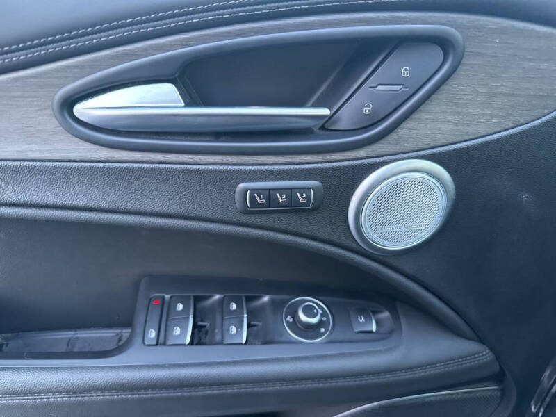 2023 Alfa Romeo Stelvio Ti