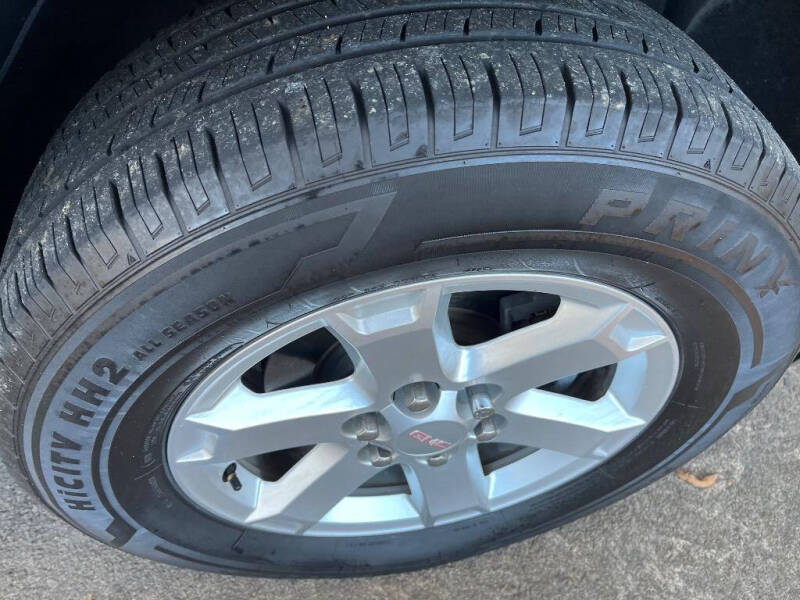 2016 GMC Acadia SLE-2