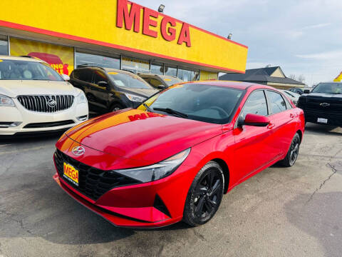 2021 Hyundai Elantra for sale at Mega Auto Sales in Wenatchee WA