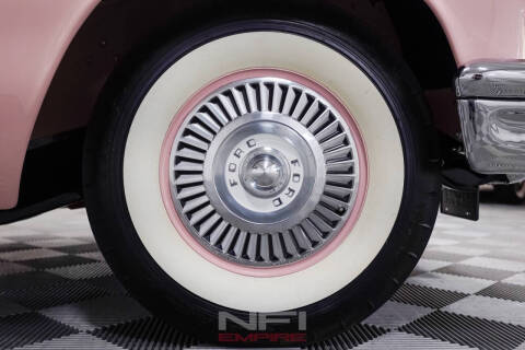 1957 Ford Thunderbird