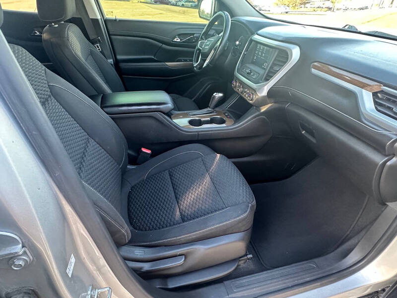 2019 GMC Acadia SLE-1