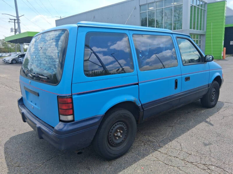 1995 Dodge Caravan