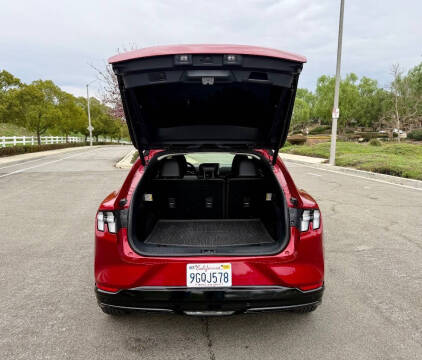 2021 Ford Mustang Mach-E Premium