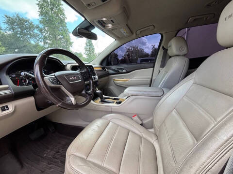 2017 GMC Acadia Denali