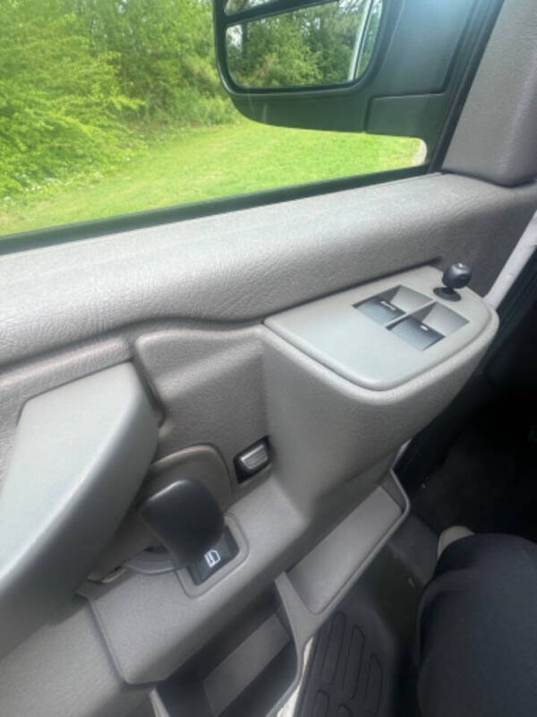 2016 Chevrolet Express LT 2500