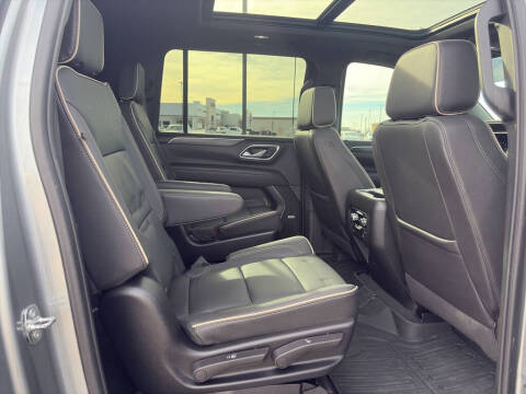 2024 GMC Yukon XL SLT