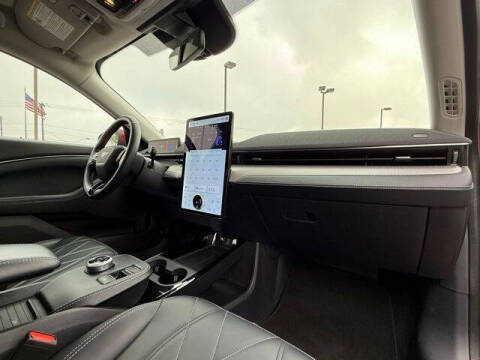 2021 Ford Mustang Mach-E Select