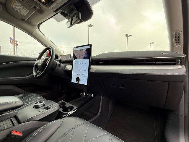 2021 Ford Mustang Mach-E Select