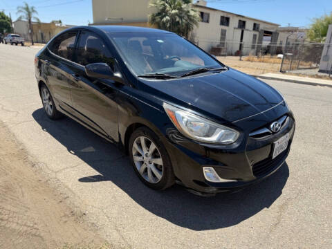 2012 Hyundai Accent GLS