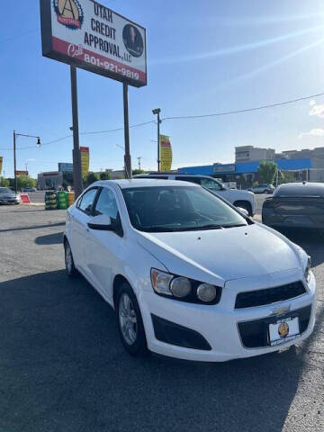 2016 Chevrolet Sonic LT Auto