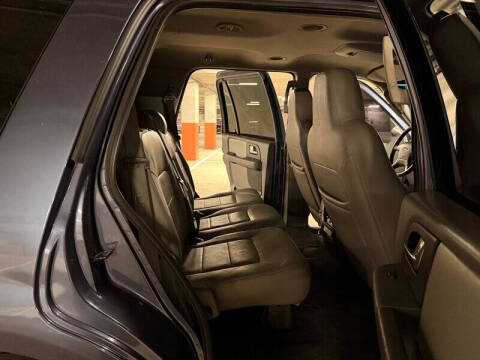 2003 Ford Expedition XLT
