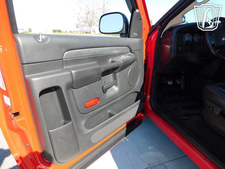 2004 Dodge Ram 1500 SRT-10