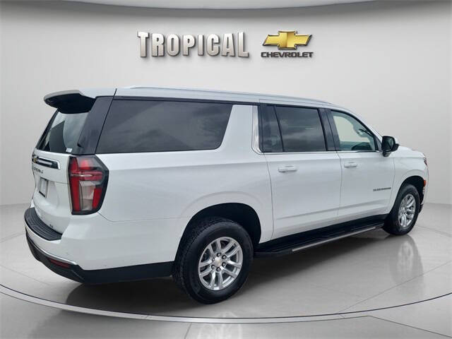 2023 Chevrolet Suburban LT