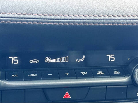 2025 Mazda Mazda3 Hatchback 2.5 S Select Sport