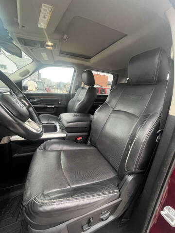 2016 RAM 1500 Laramie