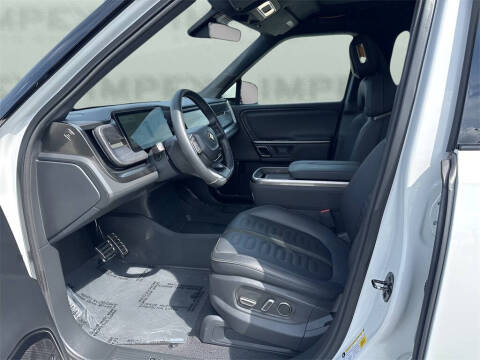 2023 Rivian R1T Adventure